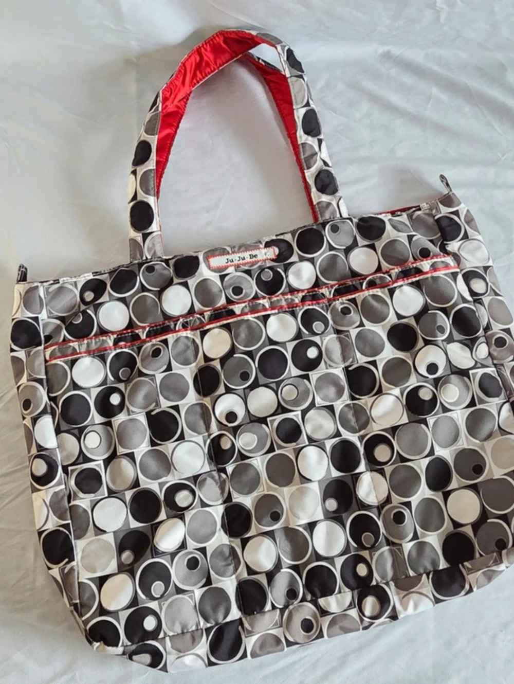 Ju-Ju-Be Midnight Eclipse Diaper Bag Tote Black White Circle Print Red Interior